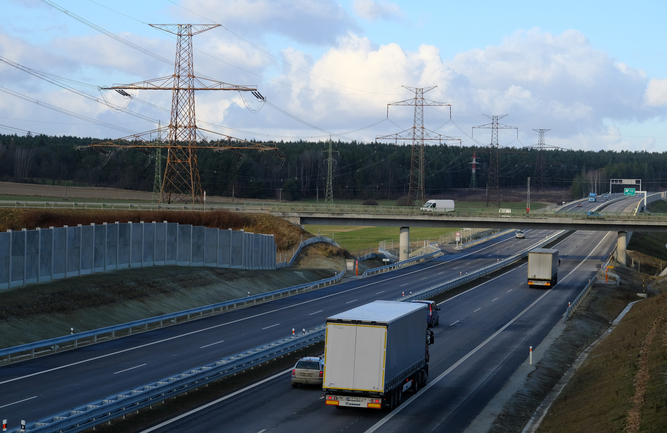 Zprovozňujeme zmodernizovanou a rozšířenou odpočívku Mikulášov na dálnici D1