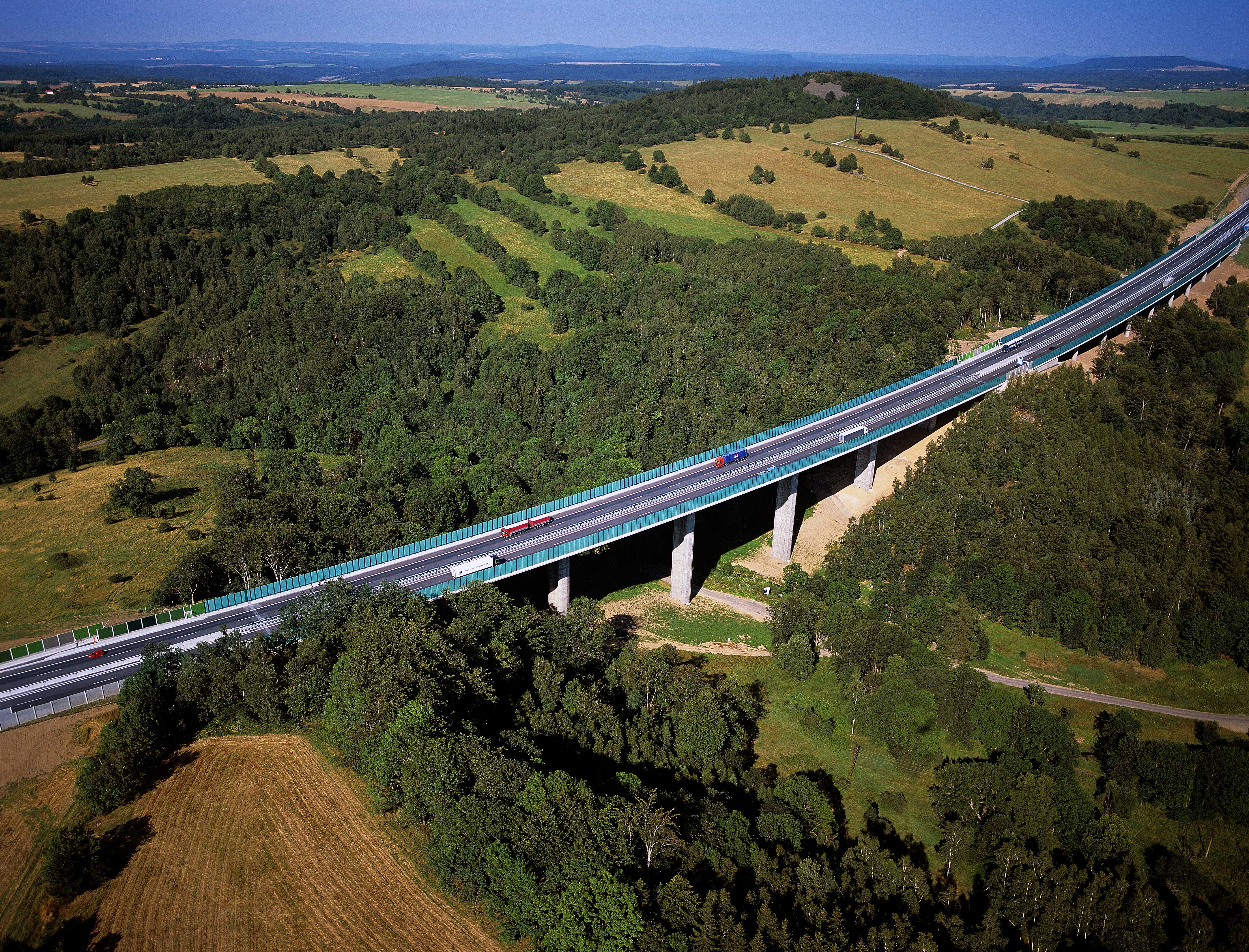 Ministr dopravy Havlíček: Letos jsme otevřeli 46,5 km nových dálnic, příští vládě necháváme 131,1 km