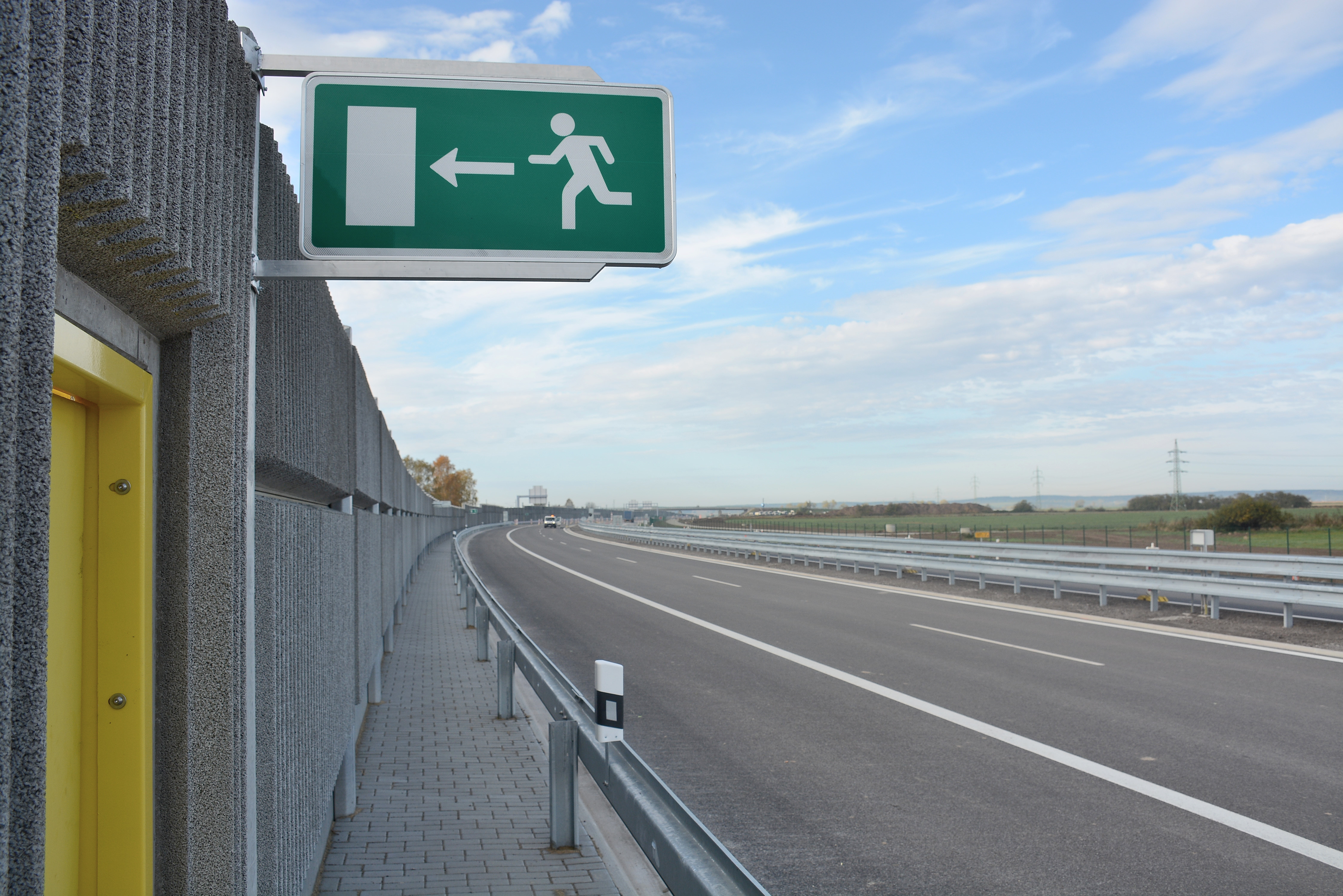 Začala hlavní fáze opravy dálnice D10 mezi Starou Boleslaví a Svémyslicemi