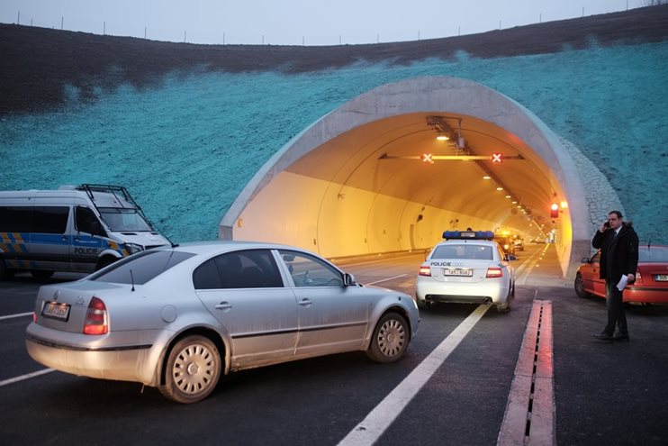 Poslední úsek D8 se otevírá řidičům, cesta mezi Prahou a Drážďany se zkrátí