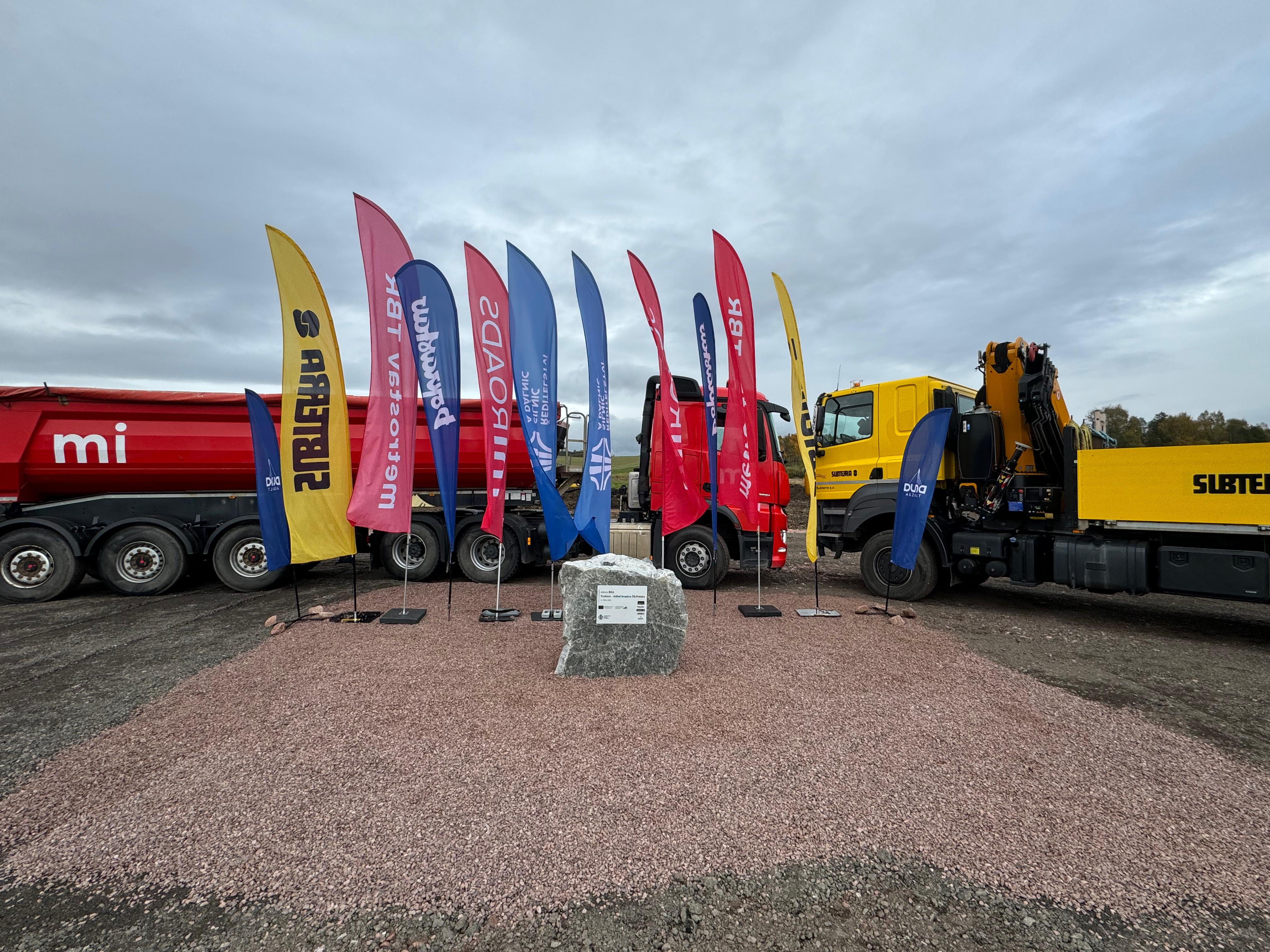 The long-awaited construction of the D11 motorway from Trutnov to the Polish border has started