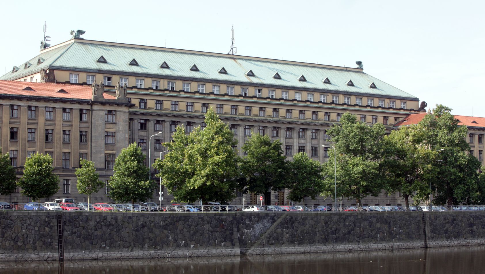 Budovu Ministerstva dopravy navštívilo přes 900 návštěvníků 