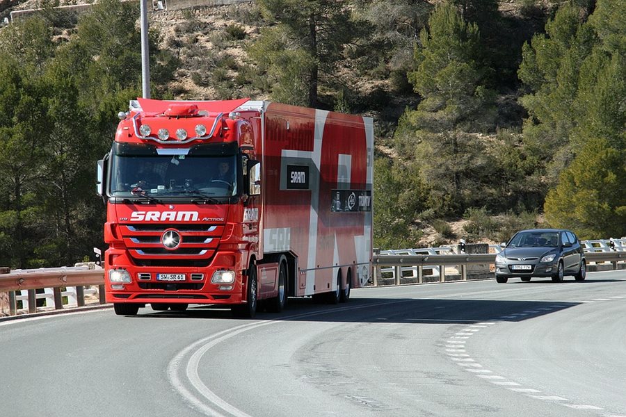 Ministr dopravy Ťok v Bruselu jednal o vysílání pracovníků v silniční dopravě