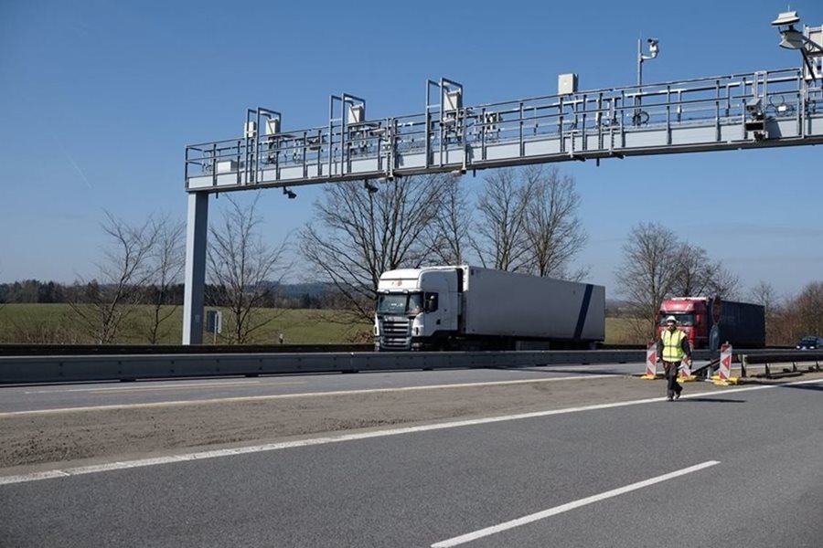 Ministr dopravy Dan Ťok: Prověřování Kapschem napadaného mýtného tendru postupuje nestandardně