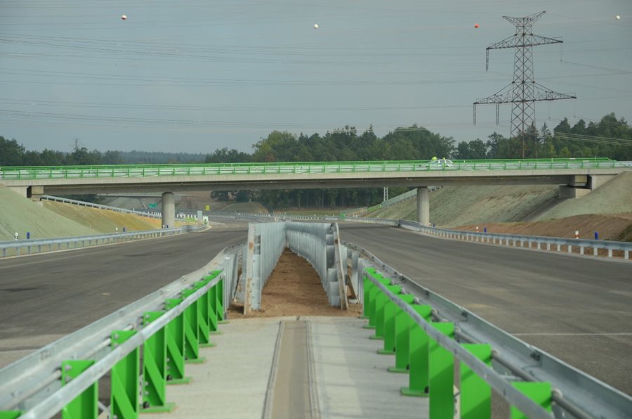 Another section of the D3 motorway between Borek and Úsilné was opened for motorists