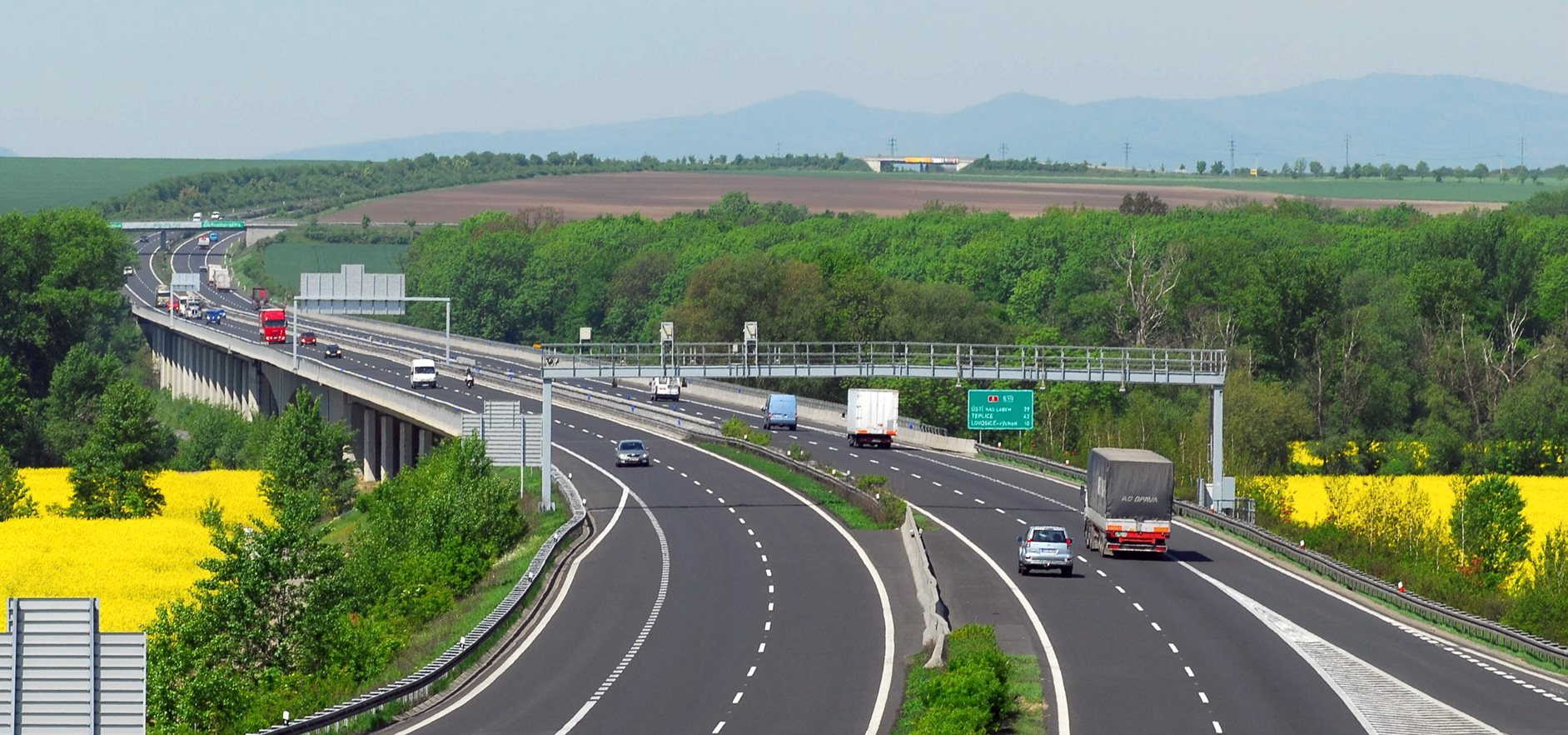 Ťok: Zrušit mýtný tendr a vypsat nový mávnutím kouzelného proutku je líbivá pohádka se špatným konce