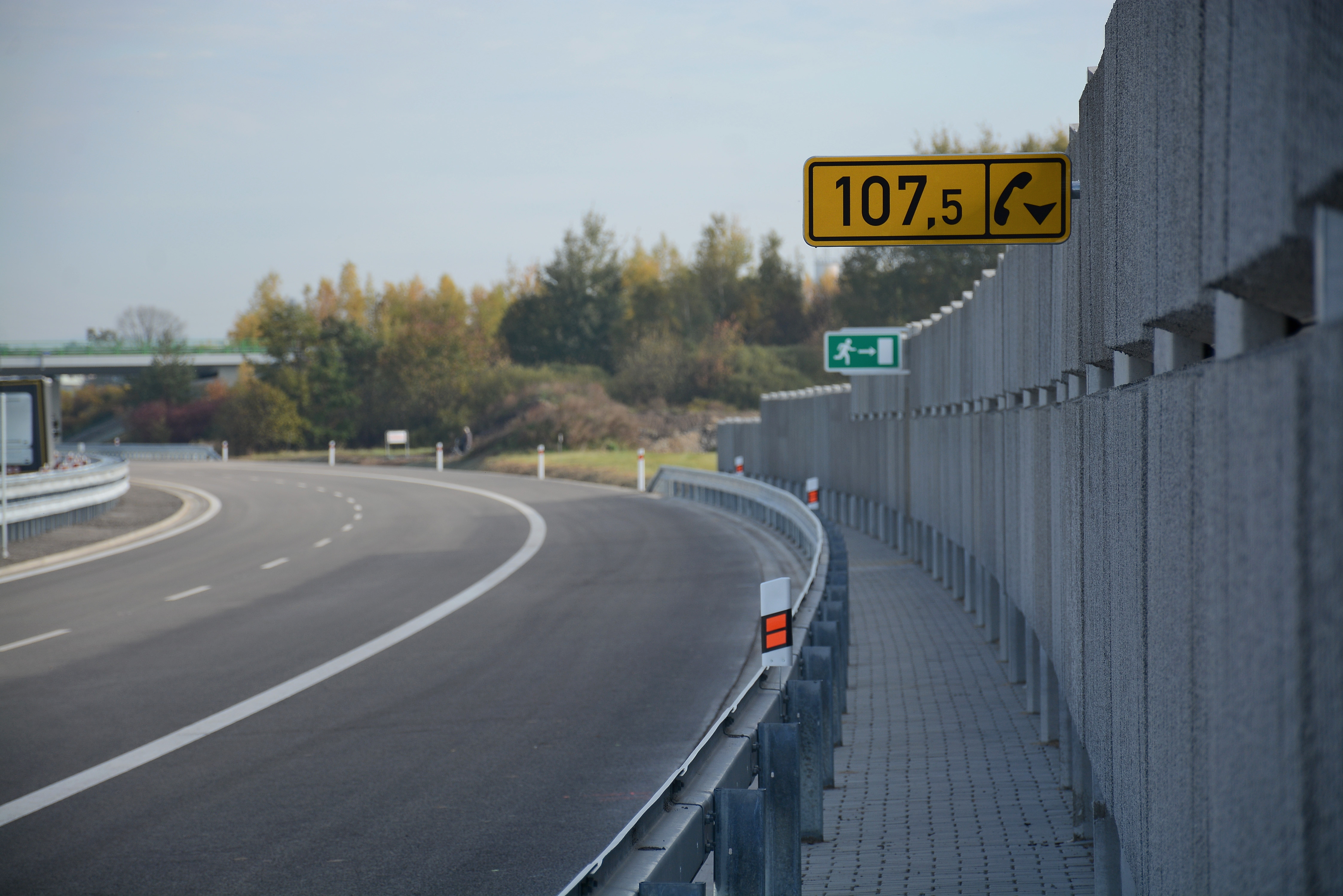 Před dovolenou si ověřte platnost dálniční známky i na půjčeném autě. Vyplatí se to