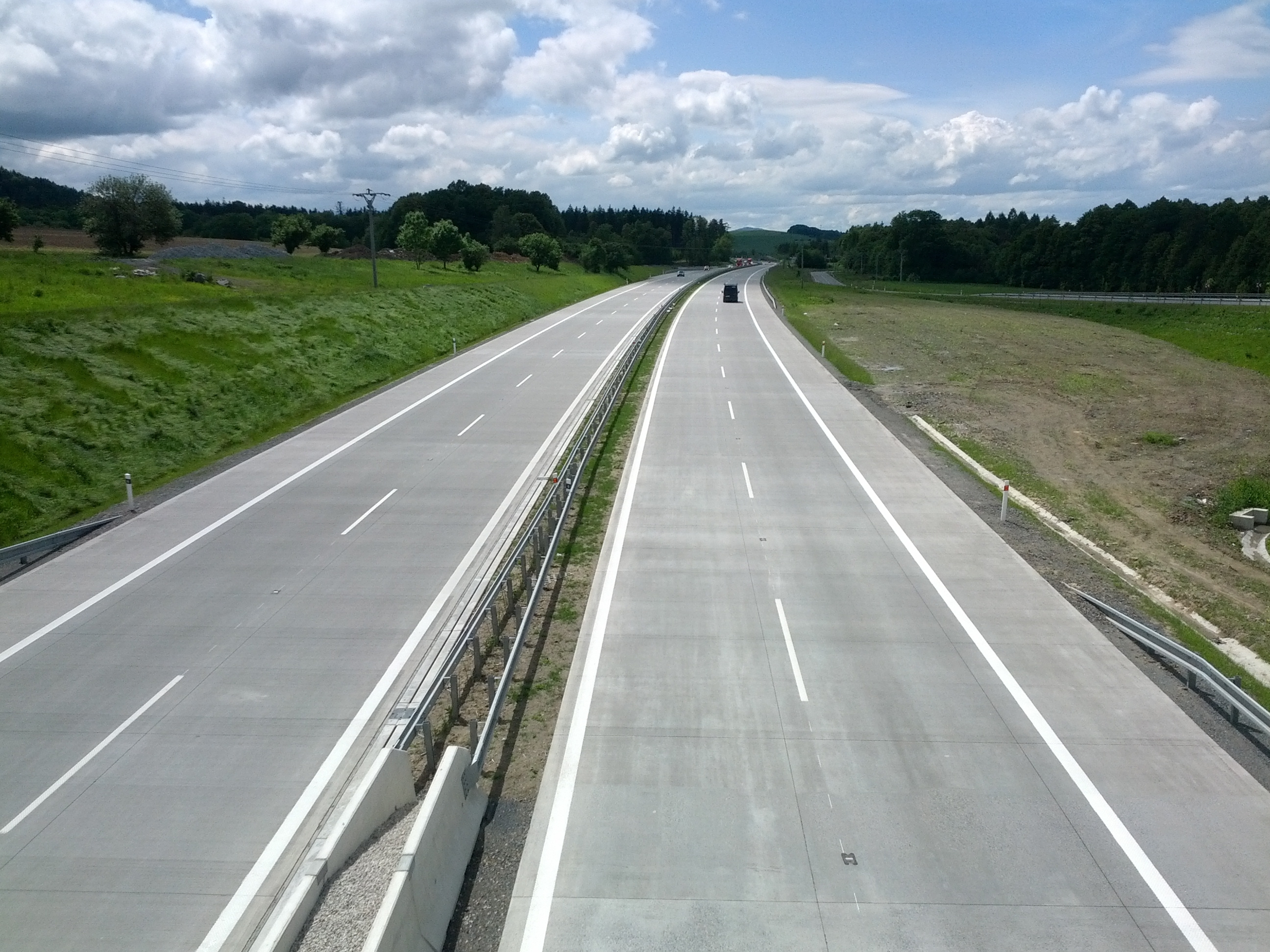 Reakce na článek v Moravskoslezském deníku - Za dálnici se bude dál platit. Obce zvažují blokádu!   