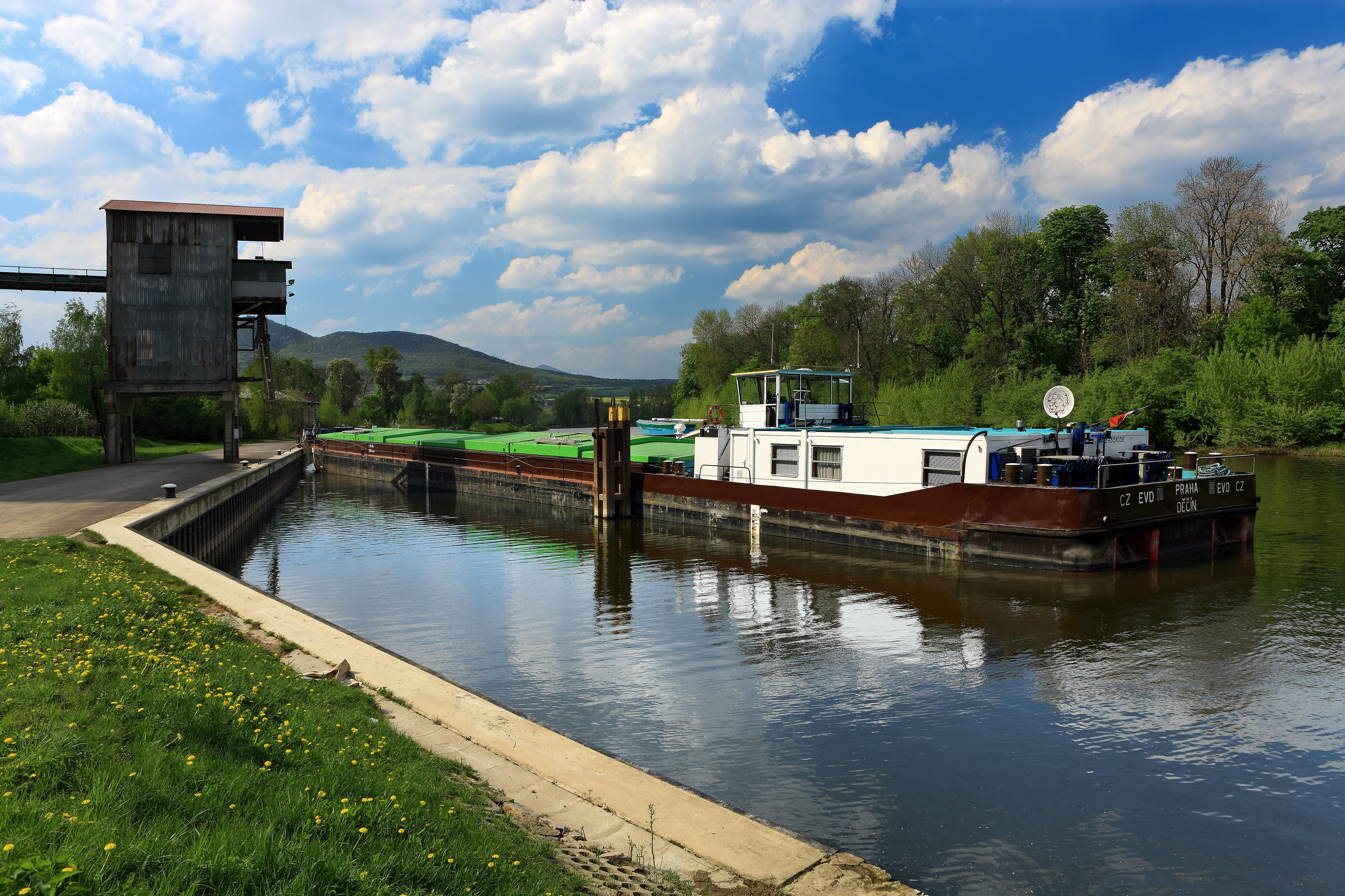 Preparations for navigation on the Odra river to Ostrava can start