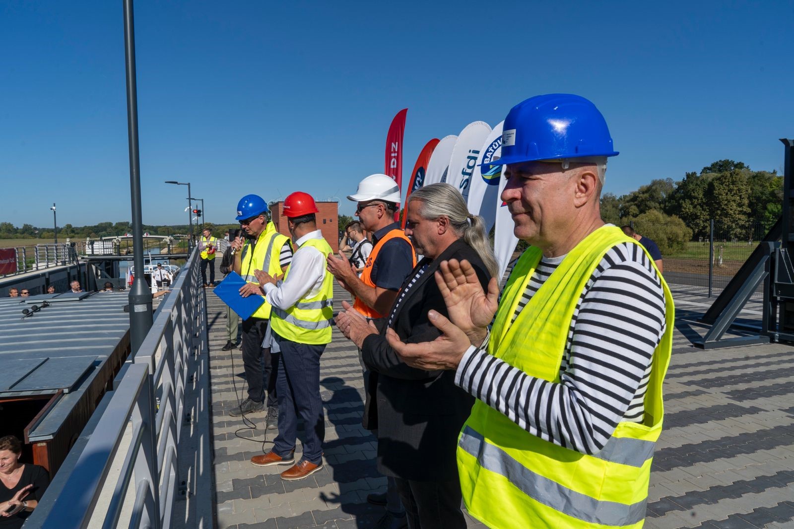 TZ-Nova-plavebni-komora-Rohatec-Sudomerice-je-v-provozu9.jpg
