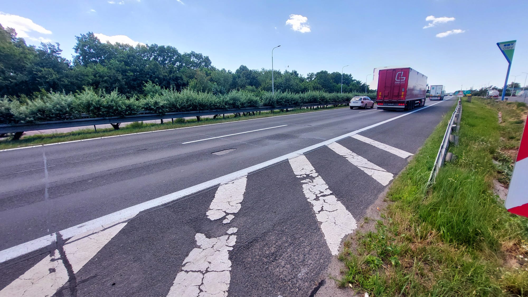 ŘSD: Začíná největší letošní oprava, na D11. Potrvá dva a půl měsíce.
