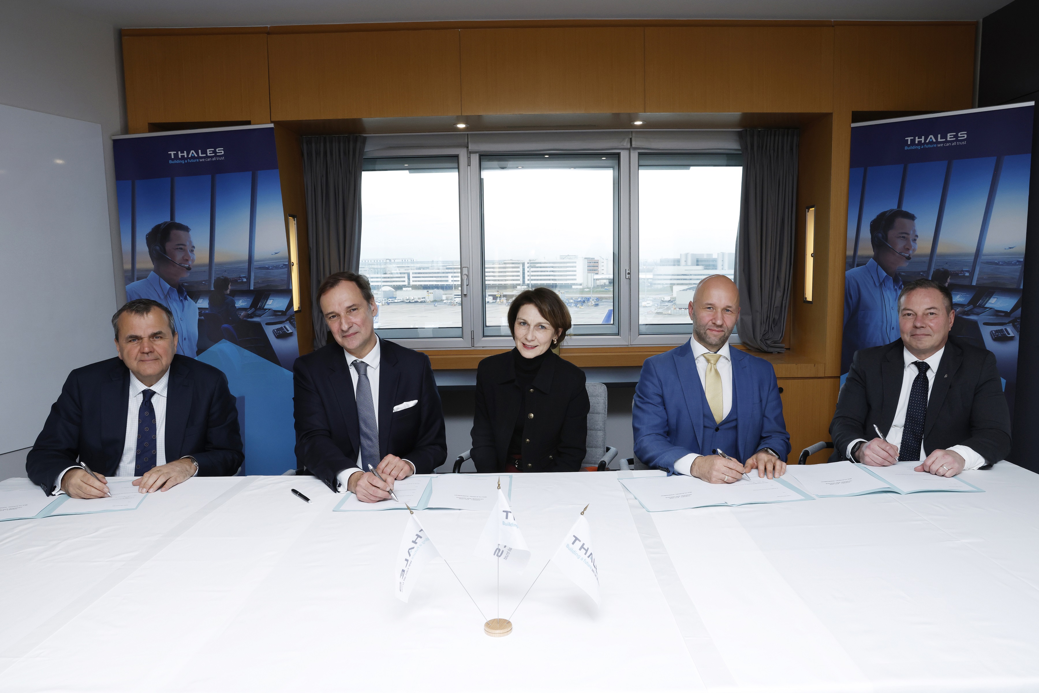 ŘLP ČR zahajuje rozvoj klíčového ATM systému