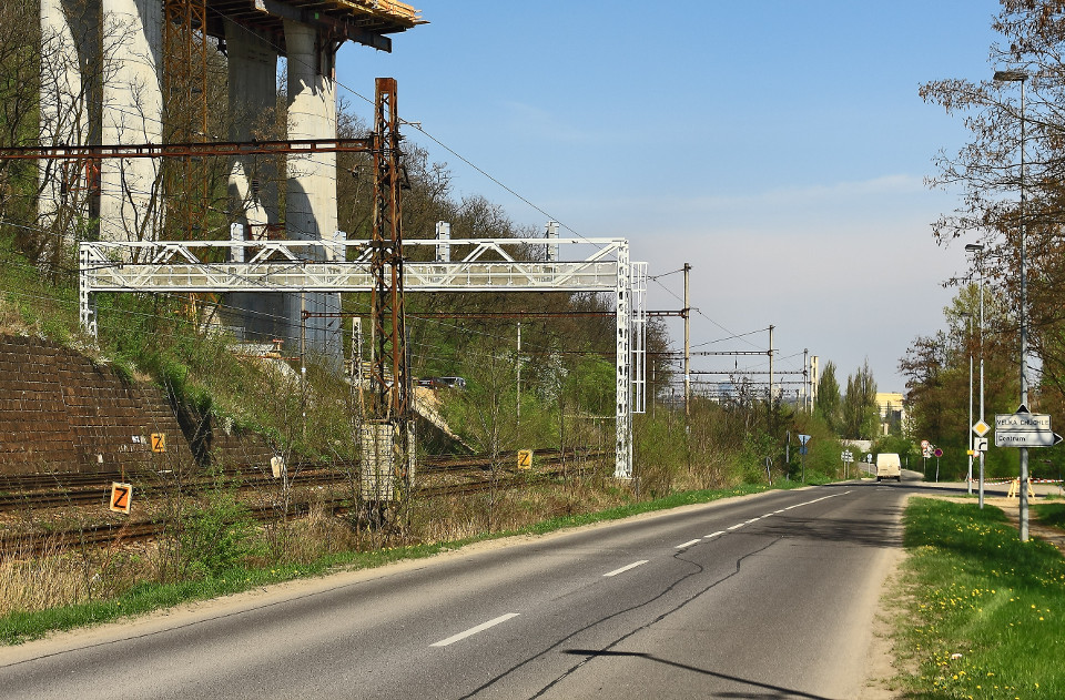 Na opravy krajských silnic může stát přispět až čtyřmi miliardami