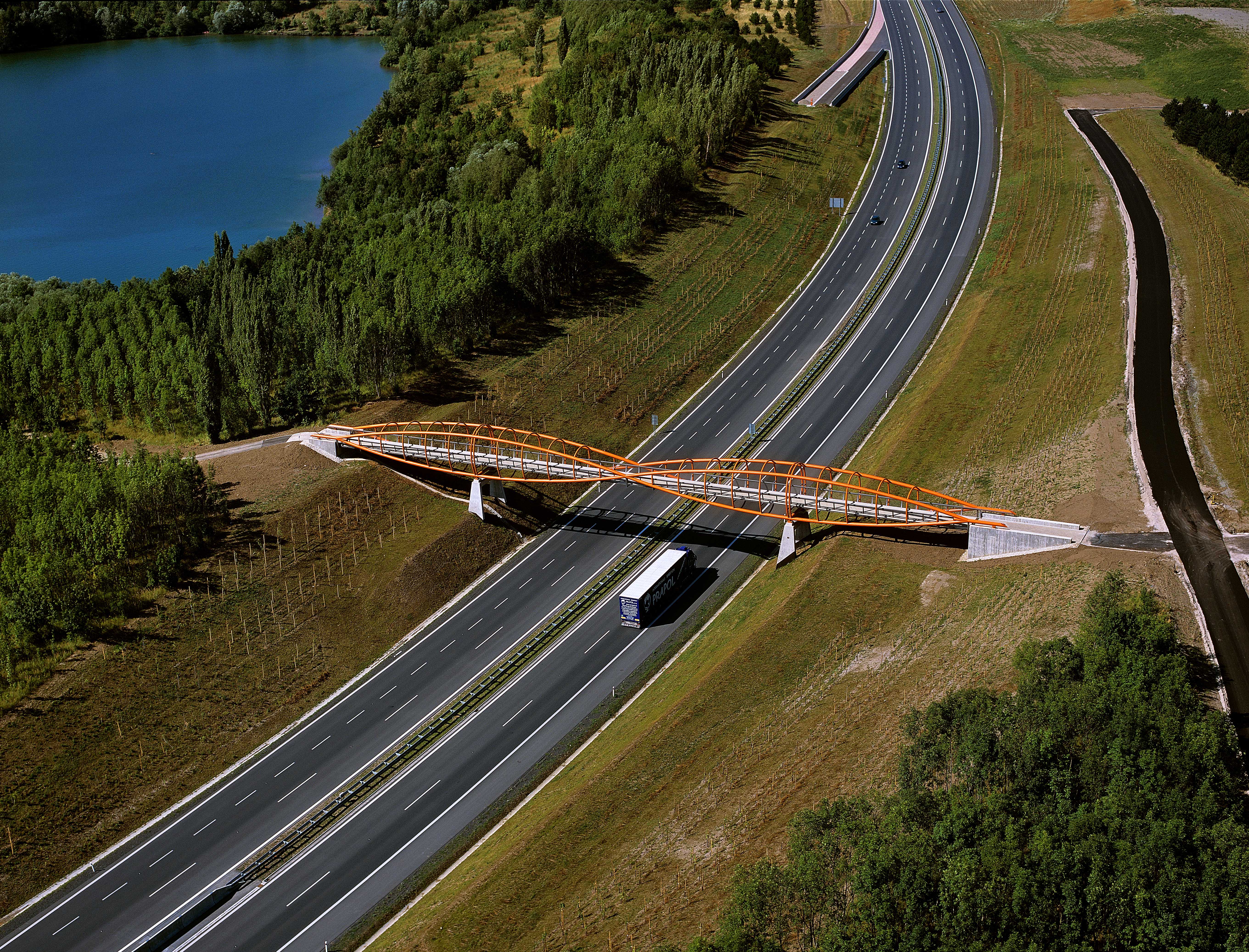 Desítky kilometrů nově otevřených dálnic  a inflace se od 2026 promítnou do ceny dálničního poplatku