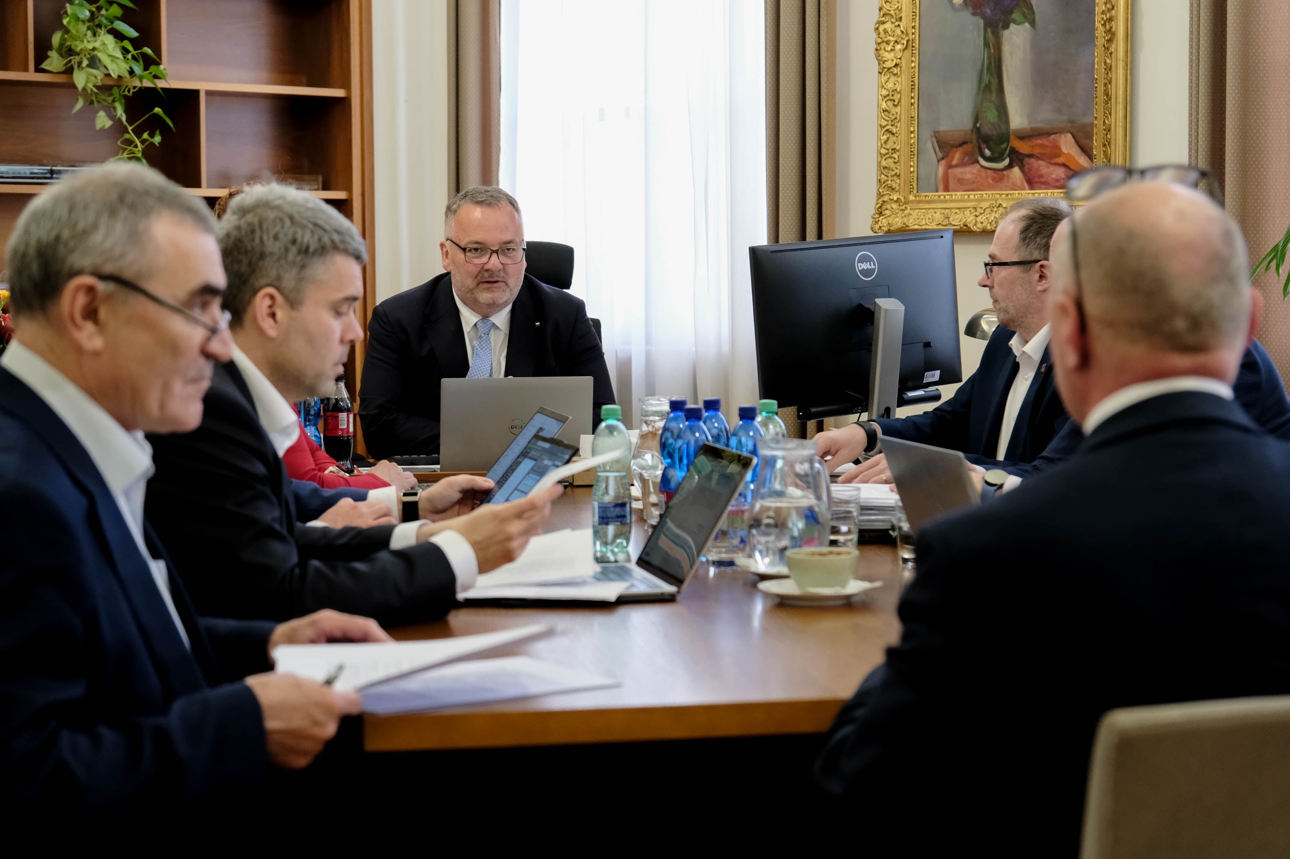 Ministr dopravy Ivan Bednárik jednal s vedením Královéhradeckého kraje o dopravních projektech