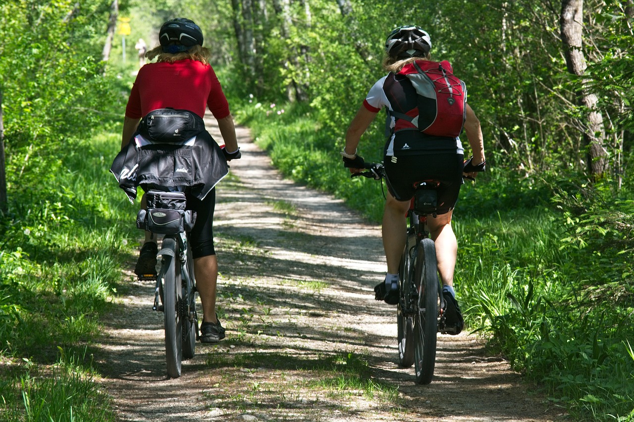 Cyklistická sezona startuje. A s tím i osvětové kampaně Besipu v online prostoru i v terénu  