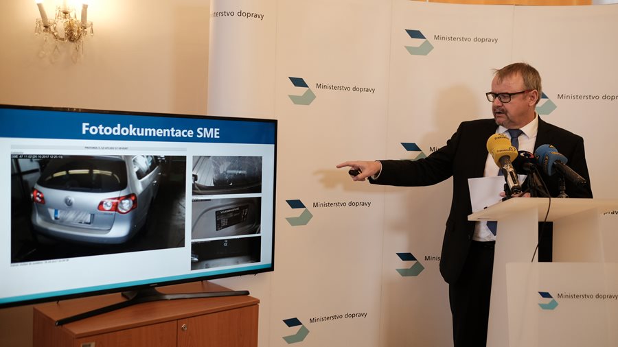 Starting in December, the emission measurement stations will take photos of all vehicles checked