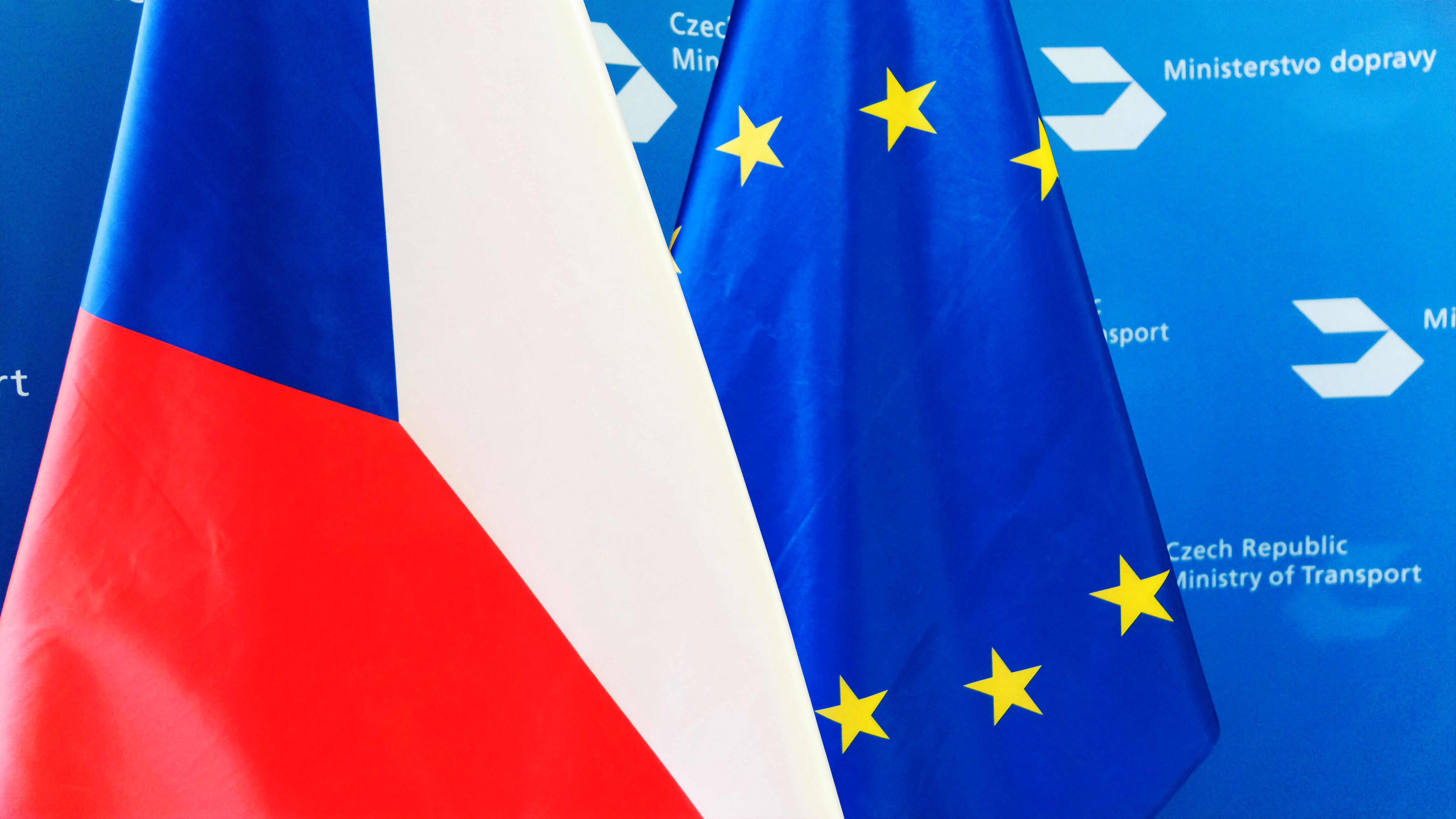 Ministr Bednárik:   Zákaz spalovacích motorů je potřeba zcela zrušit,  nestačí ho pouze omezit 