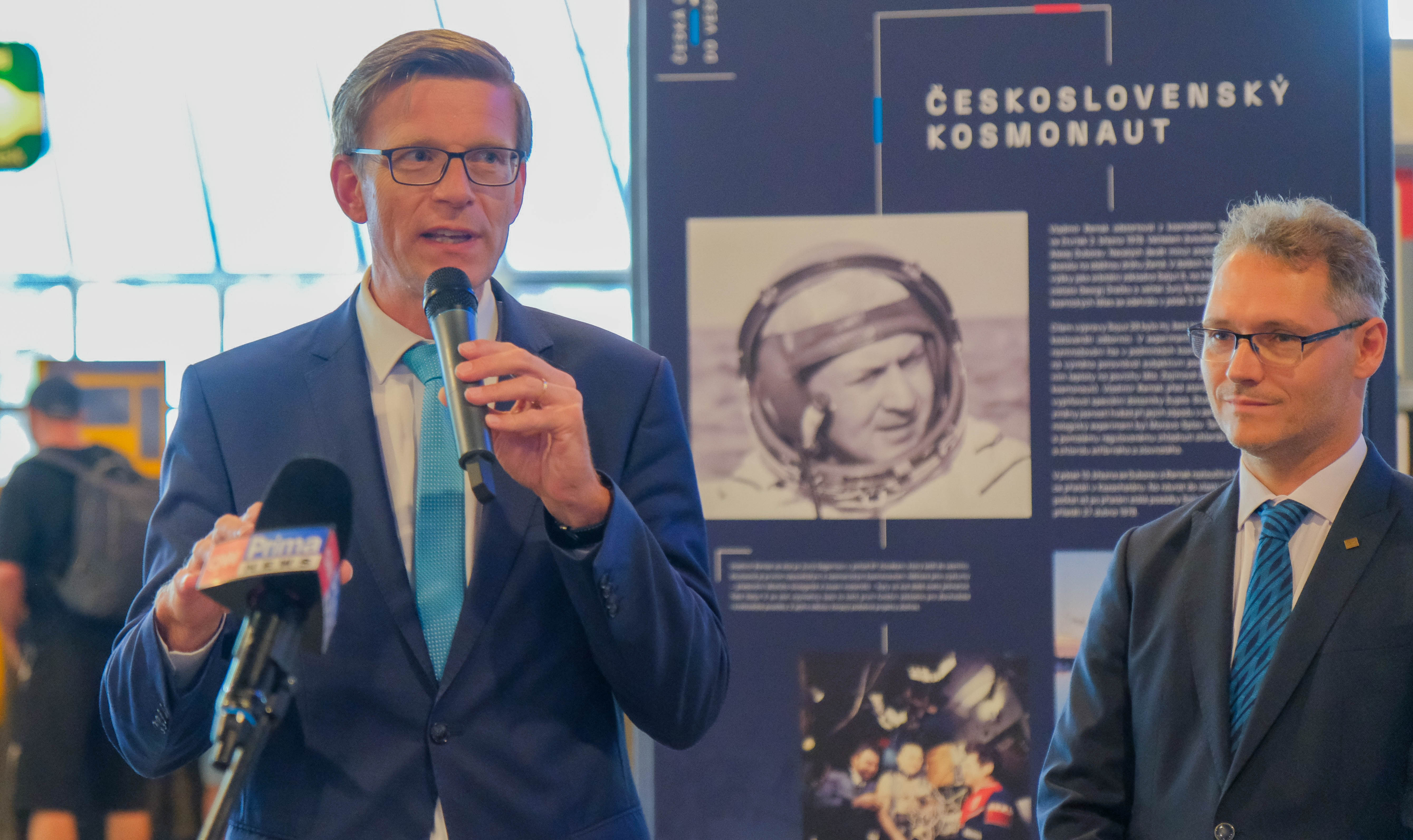 Výstava o českých kosmických ambicích dorazila na pražské hlavní nádraží. Příští stanice? Vesmír! 