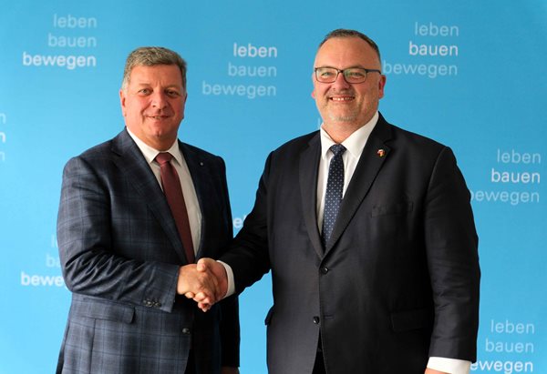 Bednárik v Mnichově: Modernizace železnice Praha–Mnichov naráží na chybějící německé investice