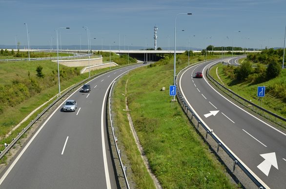 Four bidders are also advancing to the competitive dialogue for the construction and operation of the D35 motorway in the form of a PPP