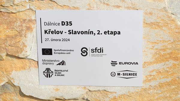 Ředitelství silnic a dálnic zahajuje stavbu dálnice D35 Křelov–Slavonín