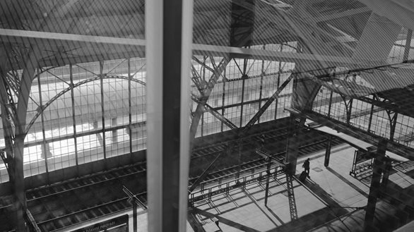 After one hundred years, the Prague Central Railway Station has its platform roofing repaired