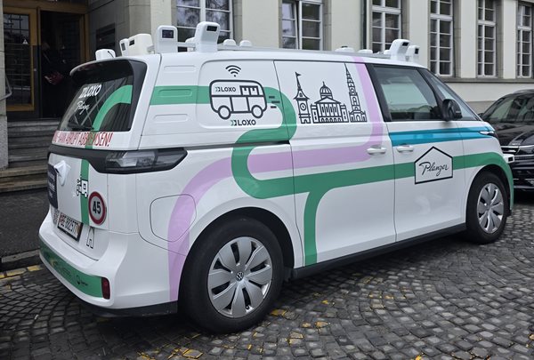 Česká mise zaměřila pozornost na autonomní mobilitu do Švýcarska