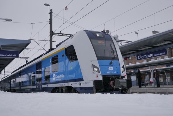 Trať na Uničov: Nová kvalita pro regionální železnici je tu
