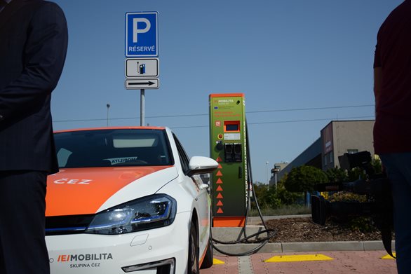 Increased number of electric and gas powered vehicles in 2020