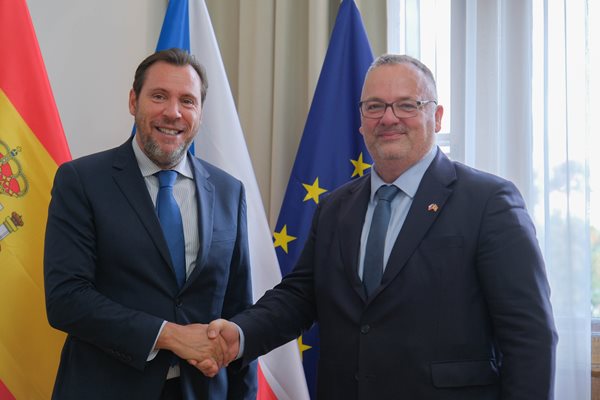 Česko a Španělsko chtějí posílit evropské investice do vysokorychlostních tratí i nákladní železnice