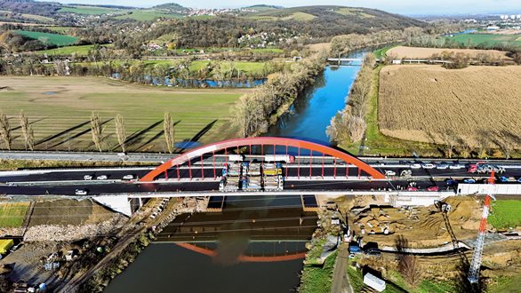 Ředitelství silnic a dálnic otevřelo nový most na D55 u Napajedel