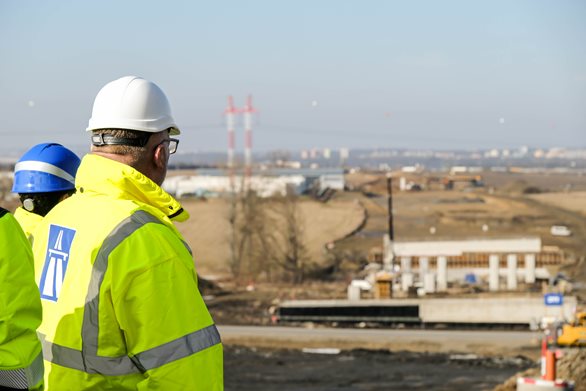 Ministr Bednárik navštívil stavbu nové části Pražského okruhu mezi Běchovicemi a dálnicí D1