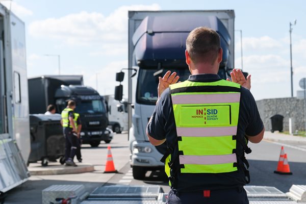 INSID a Policie ČR zahajují společné bezpečnostní akce, zaměří se na kontroly autobusů  a kamionů