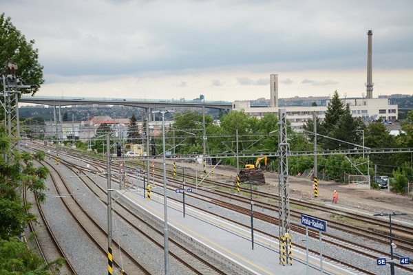 Méně byrokracie, otevřenější tendry a úspory. Správa železnic startuje změny