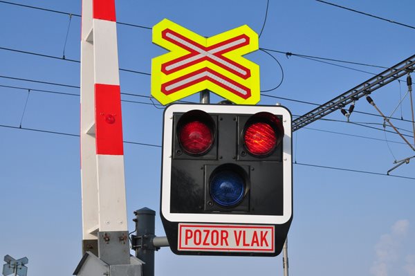 Na prvním přejezdu začne fungovat systém automatického postihování přestupků