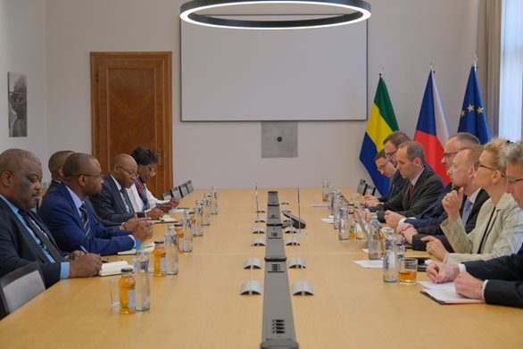 Posílení dopravní spolupráce s Gabonem, české firmy mohou pomoci s modernizací infrastruktury