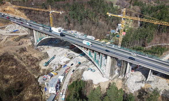 Na Šmejkalce jsou betonáže v plném proudu