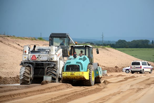 The final construction phase on the D4 motorway between Příbram and Písek can begin