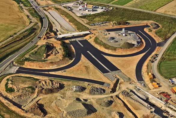 Více kilometrů, vyšší efektivita, moderní řízení dopravy. Klíčové body nové hospodářské strategie