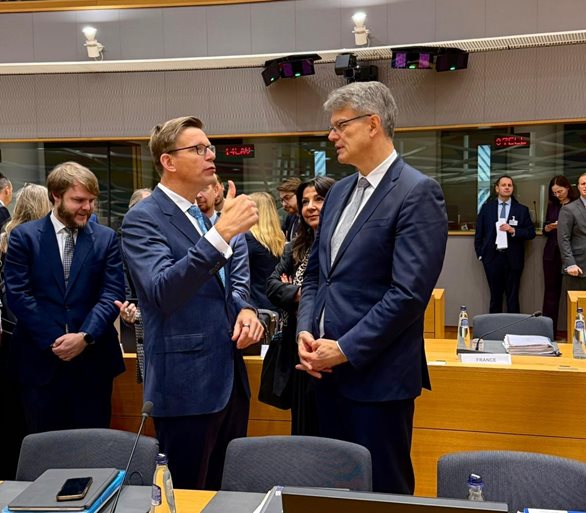 Rada ministrů dopravy EU: starší vozidla nebudou muset každý rok na STK